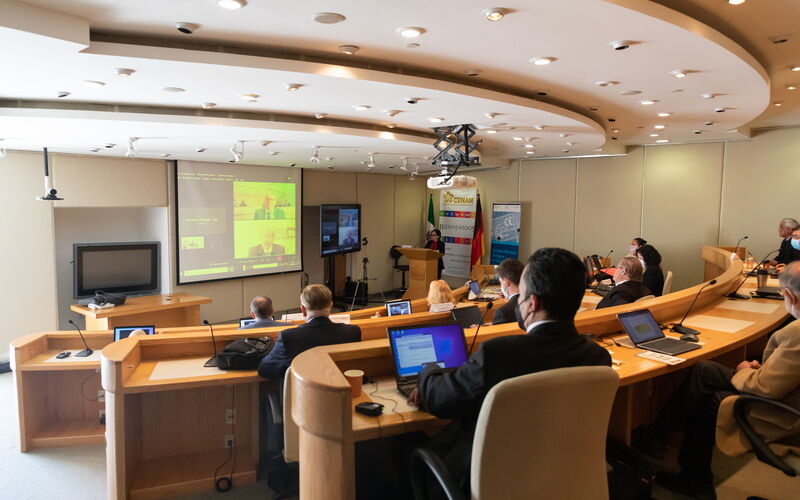 Workshop on metrology in hybrid format from CENAM auditorium